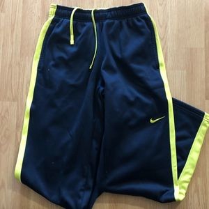 Nike Therma-fit sweatpants
